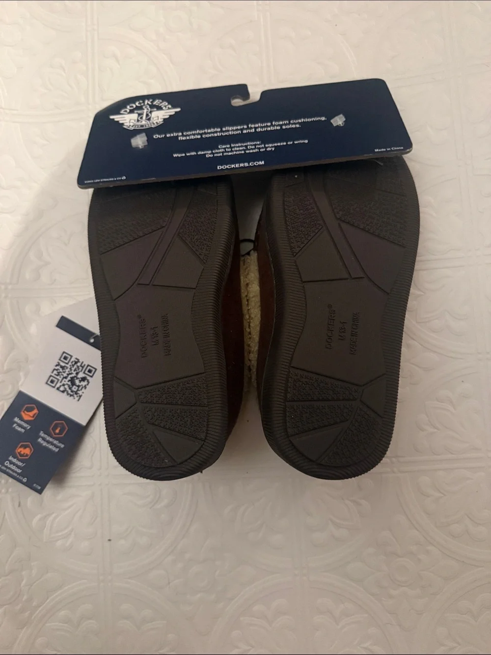 Dockers Kids Brown Moccasin Slippers with Cream Sherpa Lining